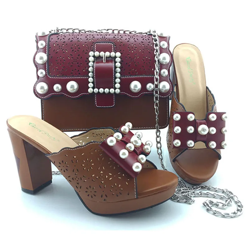 Fashionable Shoes and Bag Set African Sets Wine/Brown Color Italian design Shoes with Matching Bags for Royal Wedding Party
Fashionable Shoes and Bag Set African Sets Wine/Brown Color Italian design Shoes with Matching Bags for Royal Wedding Party