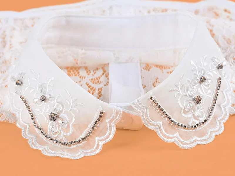 2021 Embroidery Floral Lace Lapel Detachable Collars for Women Fake Collars Shirt False Collar Half Blouse Remoable Faux Col Tie
2021 Embroidery Floral Lace Lapel Detachable Collars for Women Fake Collars Shirt False Collar Half Blouse Remoable Faux Col Tie