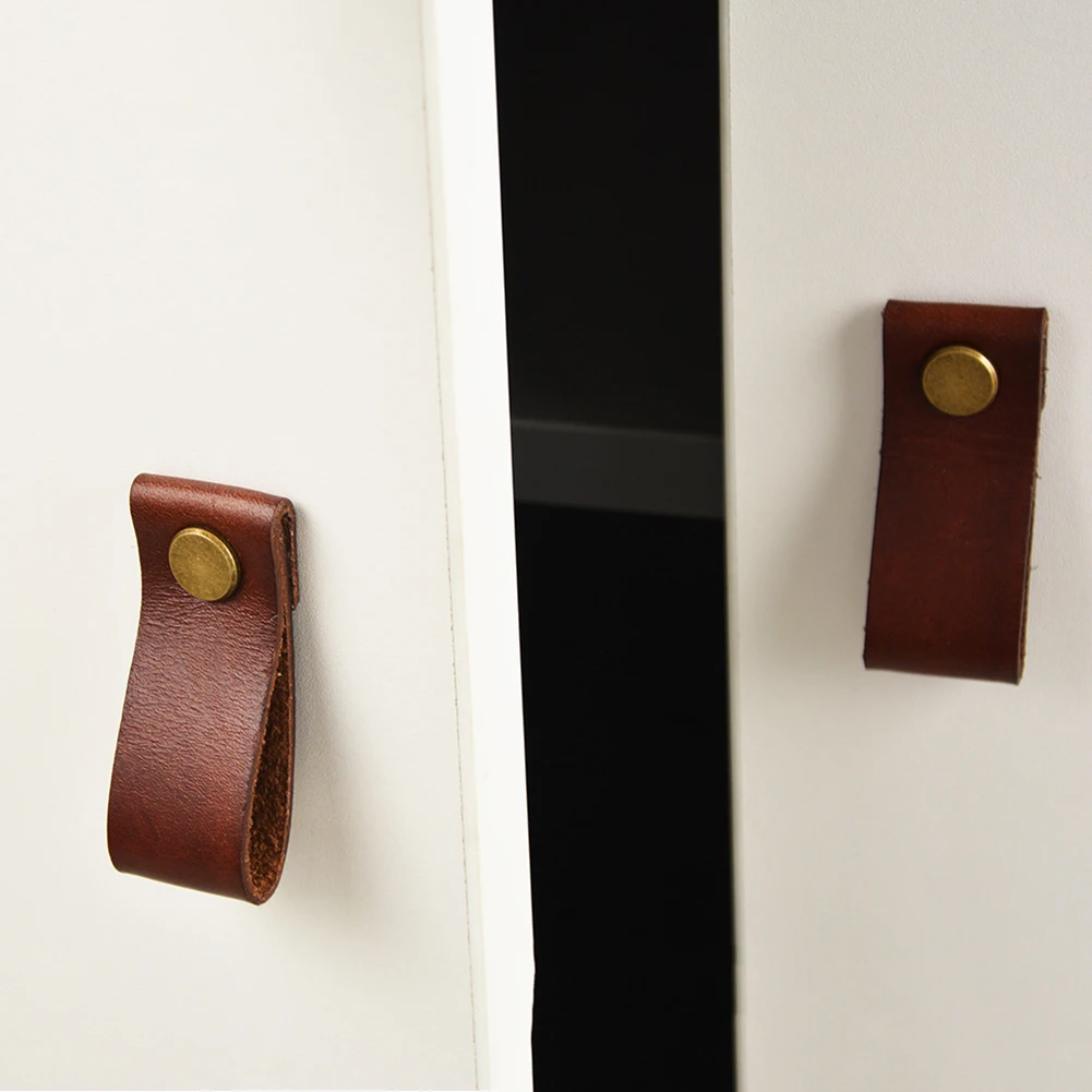 Wardrobe Soft Leather Dresser Handles Drawer Pulls Equipment Cabinet Kitchen Black Modern Door Knobs And Handles For Furniture
Wardrobe Soft Leather Dresser Handles Drawer Pulls Equipment Cabinet Kitchen Black Modern Door Knobs And Handles For Furniture