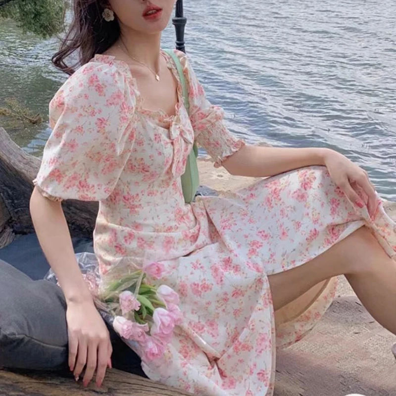 Bow Design Vintage Midi Dresses Women Casual Short Sleeve Elegant Floral Dresses Beach One Piece Dress Korean Summer 2021 Kawaii
Bow Design Vintage Midi Dresses Women Casual Short Sleeve Elegant Floral Dresses Beach One Piece Dress Korean Summer 2021 Kawaii