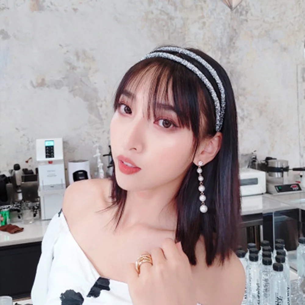 Fashion Korea Flash Diamond Double Root Hairband Hair Accessories Simple Headwear For Women
Fashion Korea Flash Diamond Double Root Hairband Hair Accessories Simple Headwear For Women
