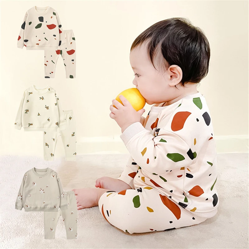 Lawadka 3-24M Newborn Baby Girls Boys Clothes Set Spring Autumn Cotton Romper and Pants 2Pcs Home Infant Clothing Sets 2021 New
Lawadka 3-24M Newborn Baby Girls Boys Clothes Set Spring Autumn Cotton Romper and Pants 2Pcs Home Infant Clothing Sets 2021 New