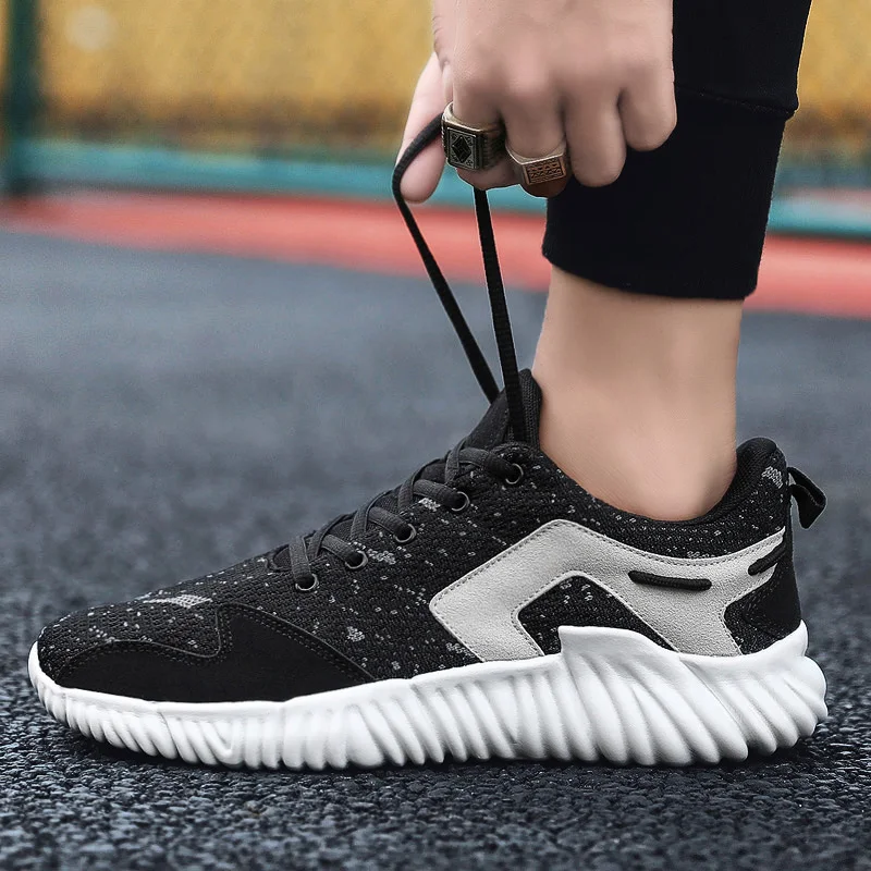 Весенние модные белые мужские спортивные кроссовки с сеткой для мужчин 2020 повседневные мужские модные повседневные кроссовки
Весенние модные белые мужские спортивные кроссовки с сеткой для мужчин 2020 повседневные мужские модные повседневные кроссовки