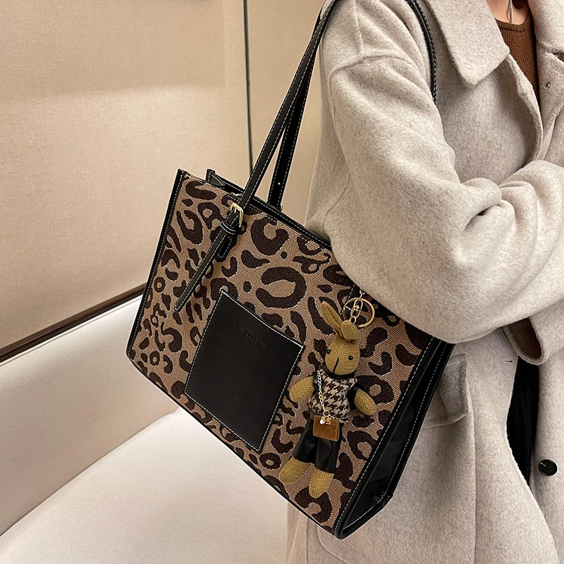 High Quality Women Canvas Handbag Fashion Ladies Large Capacity Travel Shoulder Messenger Bags Designer Female Tote Shopping Bag
High Quality Women Canvas Handbag Fashion Ladies Large Capacity Travel Shoulder Messenger Bags Designer Female Tote Shopping Bag