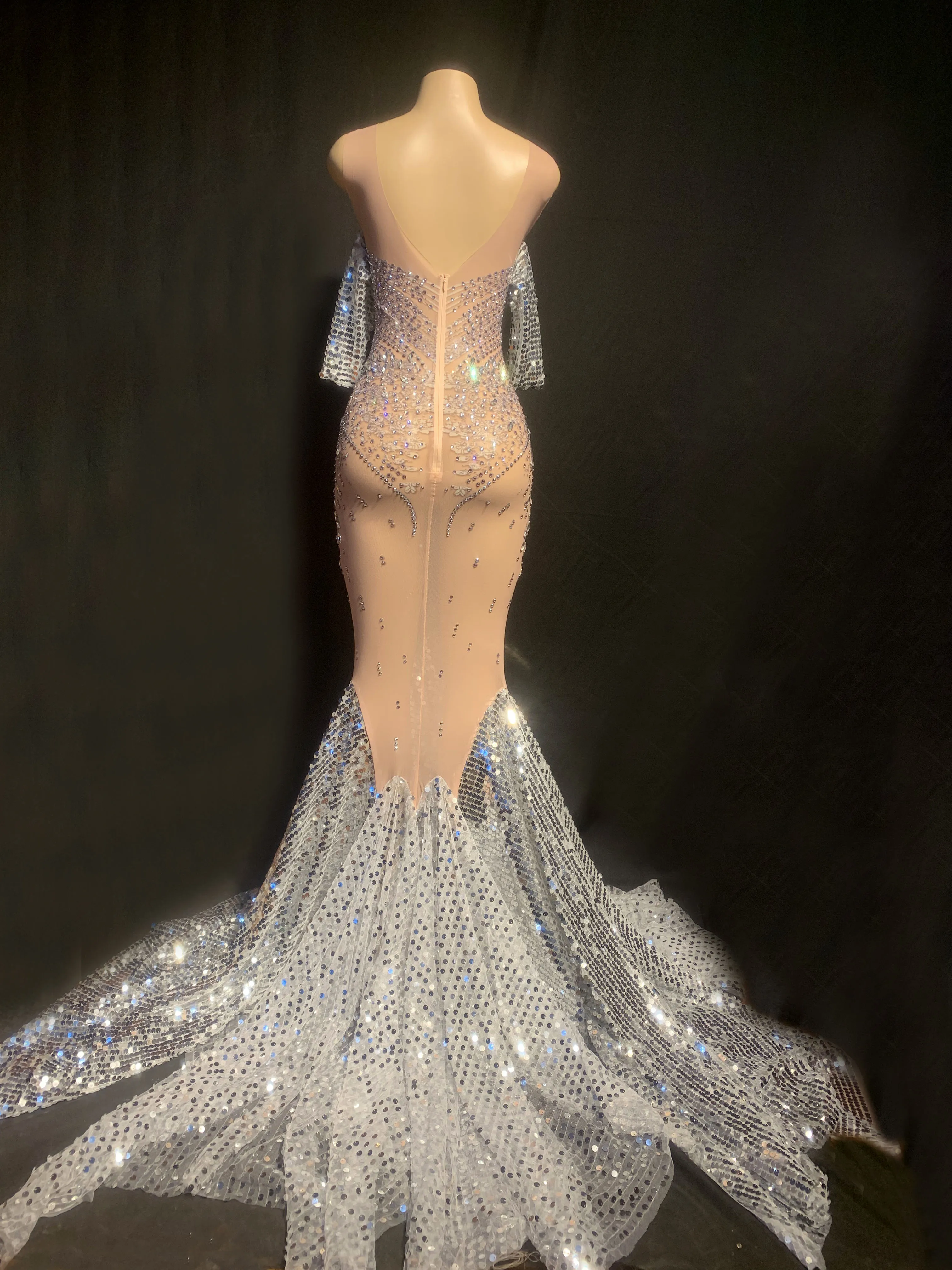 Мигающее Серебряное платье стразы с бахромой женский наряд для празднования