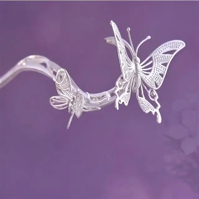 Summer special phoenix hairpin step-shaking palace style phoenix tassel hair crown women elegant silver hairpin
Summer special phoenix hairpin step-shaking palace style phoenix tassel hair crown women elegant silver hairpin
