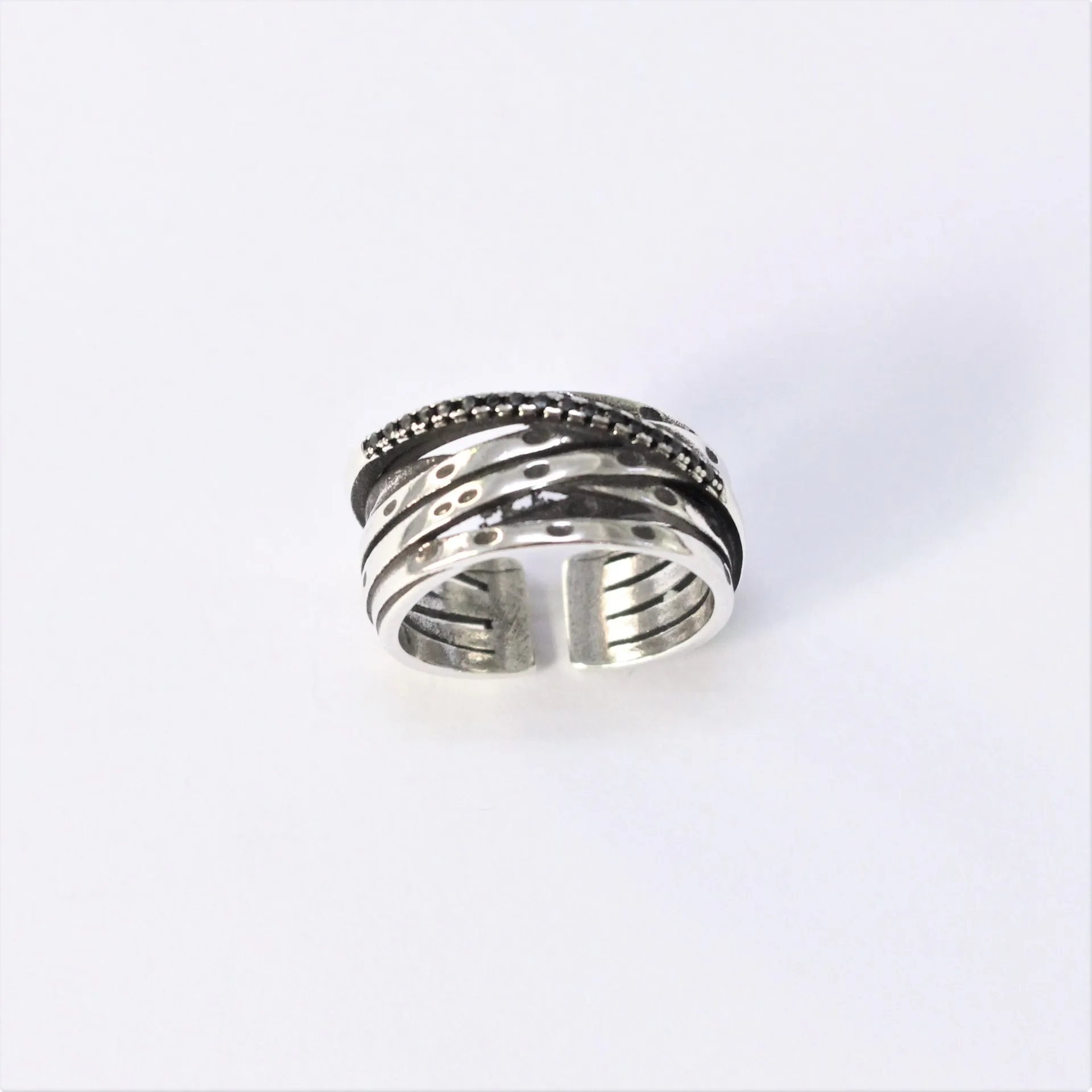DIEERLAN Vintage 925 Sterling Silver Irregular Rings For Women Men Engagement Rings Girls Party Gifts Anillos
DIEERLAN Vintage 925 Sterling Silver Irregular Rings For Women Men Engagement Rings Girls Party Gifts Anillos