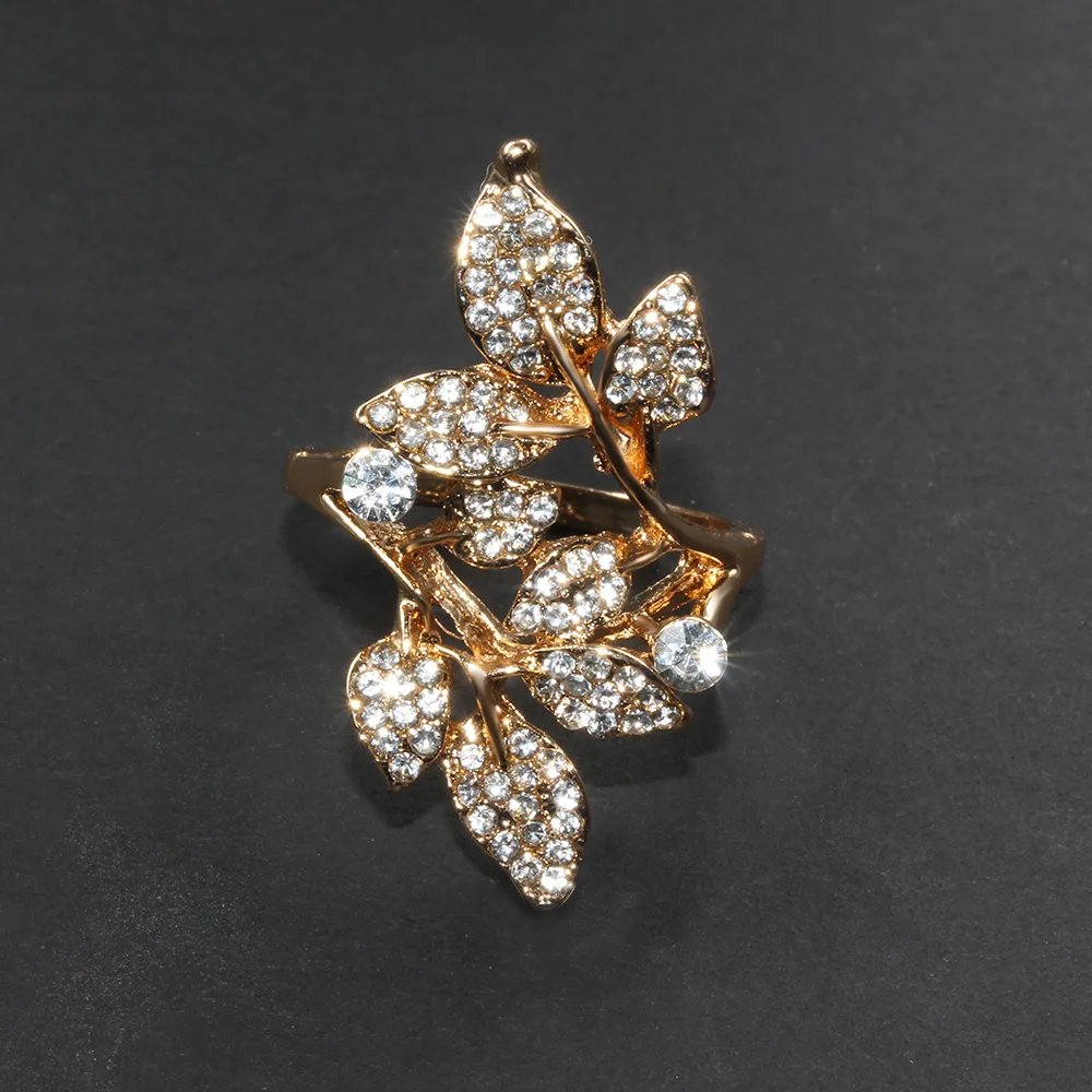 Glamour Zircon Ring Ladies Ring High Jewelry Sparkling Girlfriend Girl Birthday Gift Wedding Engagement Jewelry Delicate Gift
Glamour Zircon Ring Ladies Ring High Jewelry Sparkling Girlfriend Girl Birthday Gift Wedding Engagement Jewelry Delicate Gift