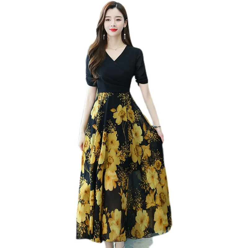 Vintage Chic Vestidos Women Floral Print Pleated Puff Sleeves Beach Maxi Dress Ladies Sexy V-neck New Summer Bohemian Long dress
Vintage Chic Vestidos Women Floral Print Pleated Puff Sleeves Beach Maxi Dress Ladies Sexy V-neck New Summer Bohemian Long dress