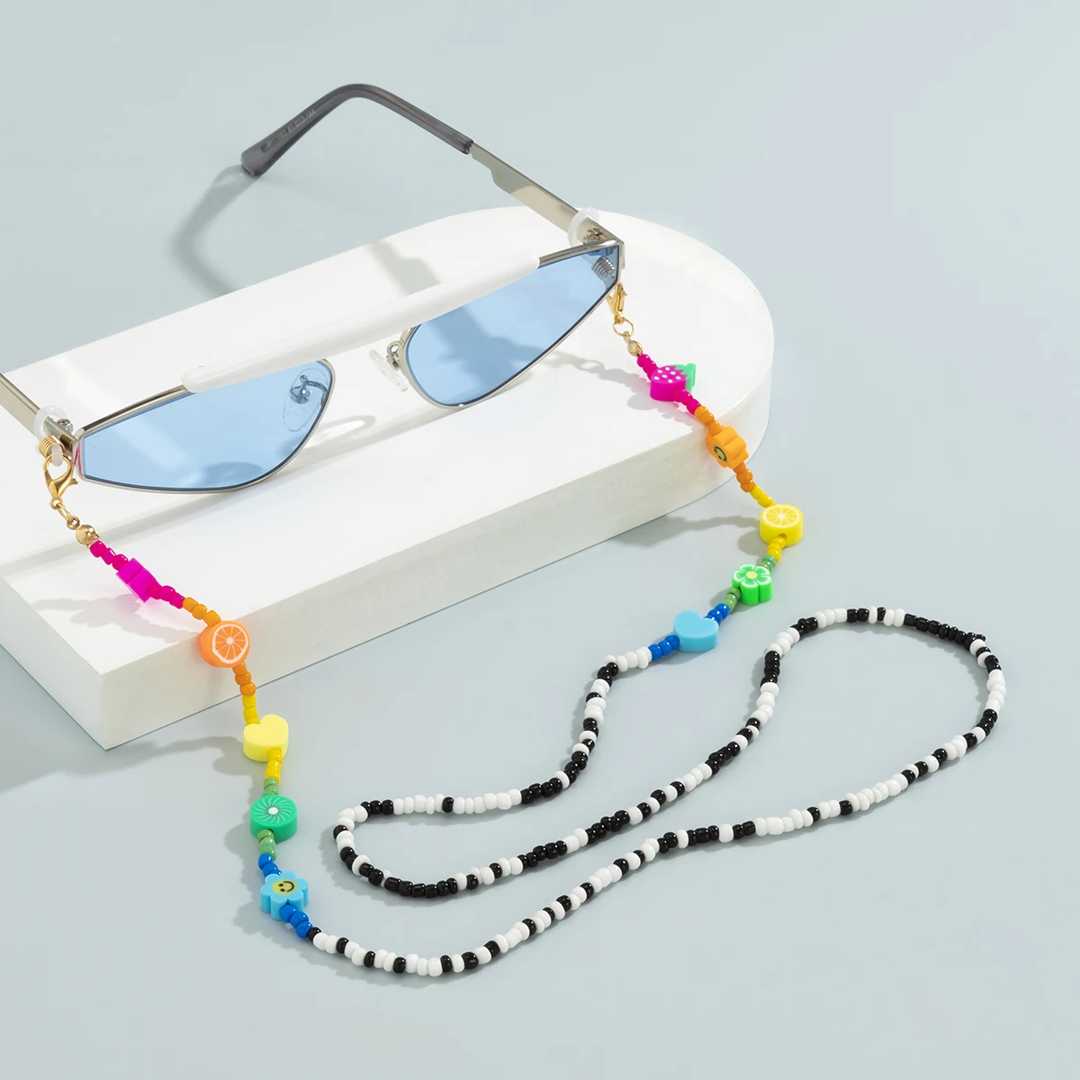 Y2K Rainbow Stars/Heart Beads Glasses Chain for Women Bohemia Summer Sunglasses Chain on Neck Lanyard Glasses Holder Accessories
Y2K Rainbow Stars/Heart Beads Glasses Chain for Women Bohemia Summer Sunglasses Chain on Neck Lanyard Glasses Holder Accessories