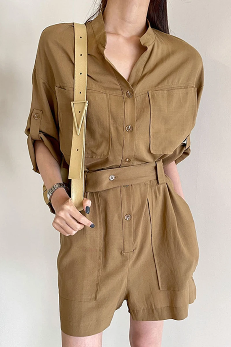 Korean chic summer retro lapel single-breasted lace-up waist big pockets three-quarter sleeves casual jumpsuit shorts 
Korean chic summer retro lapel single-breasted lace-up waist big pockets three-quarter sleeves casual jumpsuit shorts