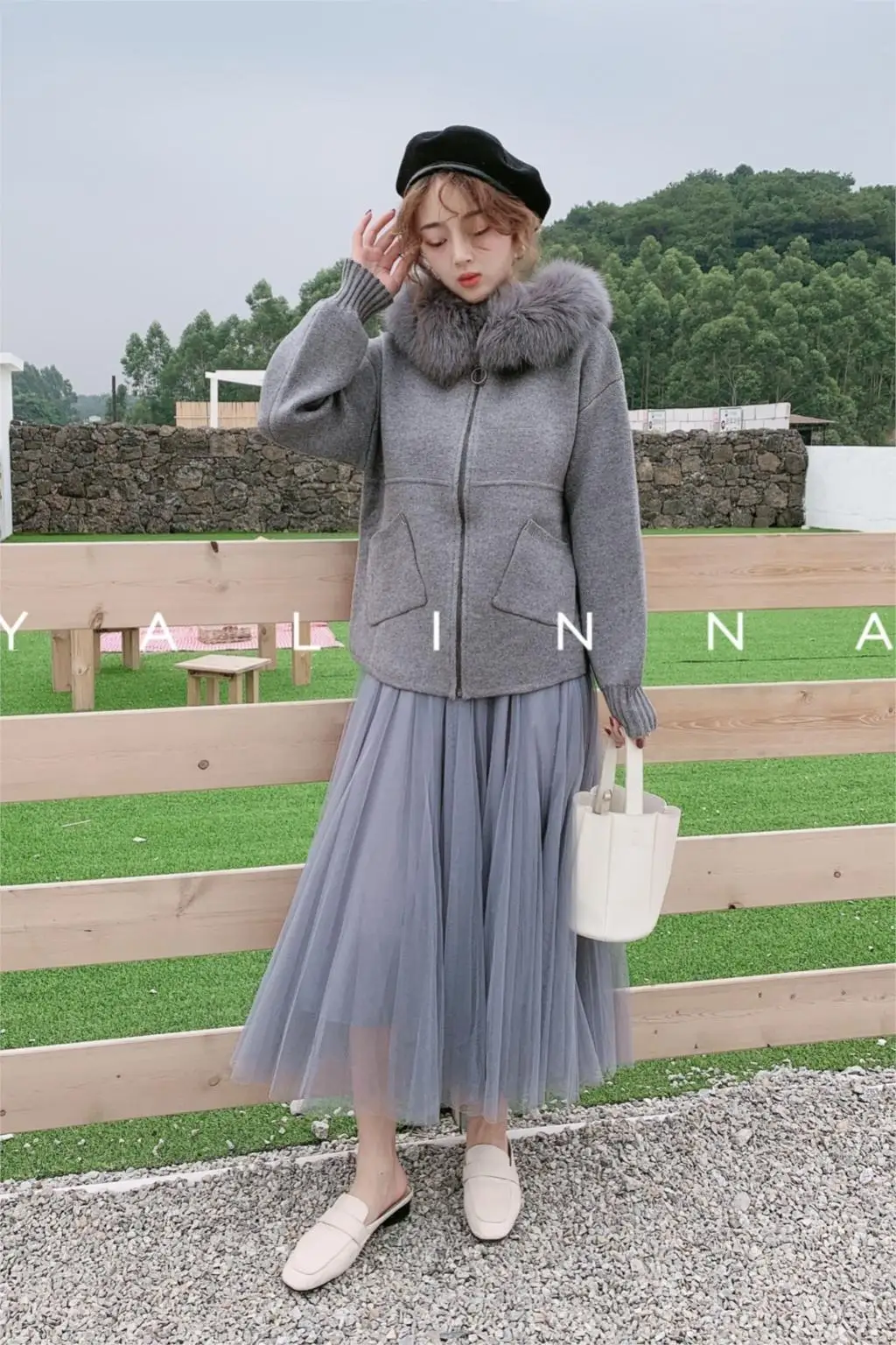 Sweater Women Cardigan Feminino 2020 Cotton Solid New Women's Sweater With Real Fox Collar Back Cross Tie Big Pocket Zipper 
Sweater Women Cardigan Feminino 2020 Cotton Solid New Women's Sweater With Real Fox Collar Back Cross Tie Big Pocket Zipper