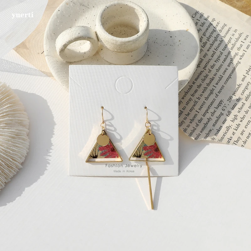 National Style Earrings 2021 New Fashion Simple Temperament Minority Long Tassel Earrings Asymmetric Earrings
National Style Earrings 2021 New Fashion Simple Temperament Minority Long Tassel Earrings Asymmetric Earrings