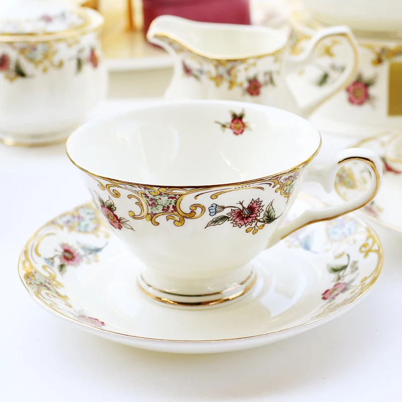 Luxury Coffee Cup With Saucer Pattern Simple Modern Coffee Cup Ceramic Office High Quality Tazza Colazione Drinkware BG50CP
Luxury Coffee Cup With Saucer Pattern Simple Modern Coffee Cup Ceramic Office High Quality Tazza Colazione Drinkware BG50CP