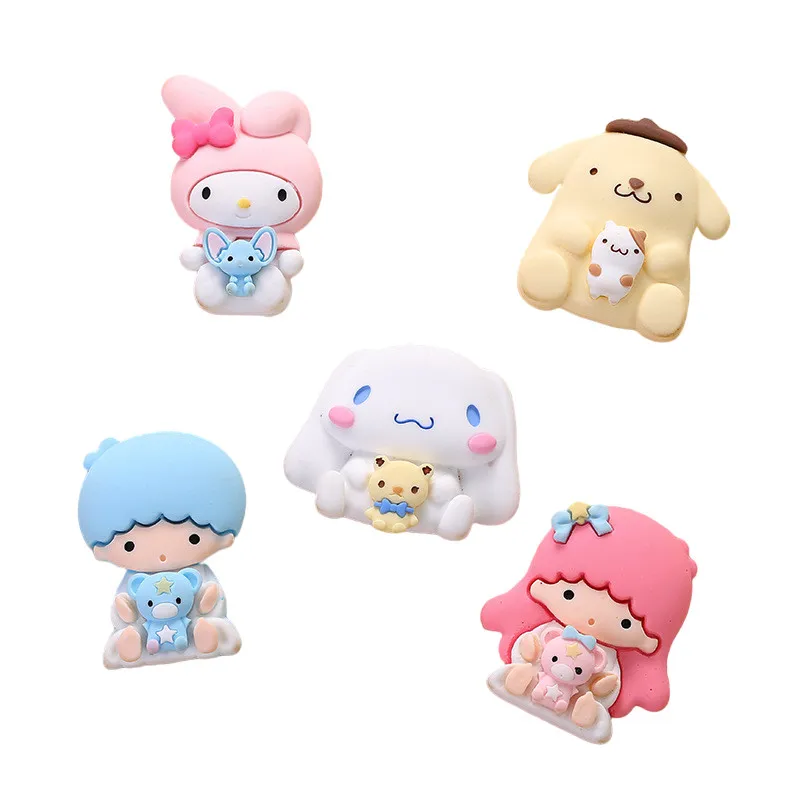 Kawaii Sanriod периферические аксессуары серии Mymelody Kuromi Cinnamoroll Kitty мультфильм милые резиновые аксессуары патч материал
Kawaii Sanriod периферические аксессуары серии Mymelody Kuromi Cinnamoroll Kitty мультфильм милые резиновые аксессуары патч материал