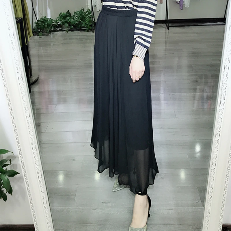 100% silk black skirt elastic waist exquisite women's summer beach styles skirt
100% silk black skirt elastic waist exquisite women's summer beach styles skirt