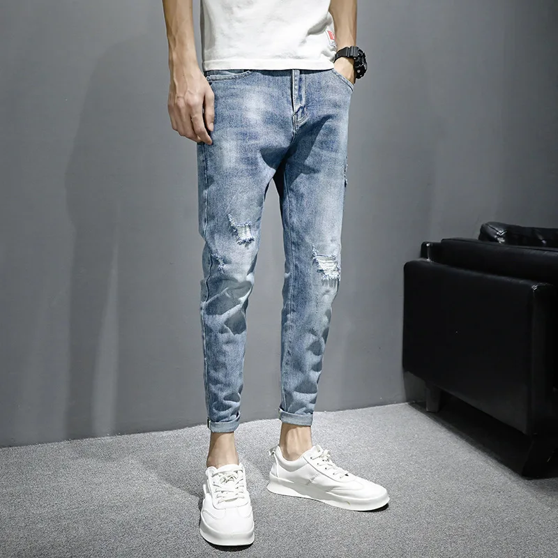 2022 Embroidery Denim Jeans Men's Summer Thin Slim Feet Korean Style Trend Men's Casual Hole Brand Pencil Pants
2022 Embroidery Denim Jeans Men's Summer Thin Slim Feet Korean Style Trend Men's Casual Hole Brand Pencil Pants