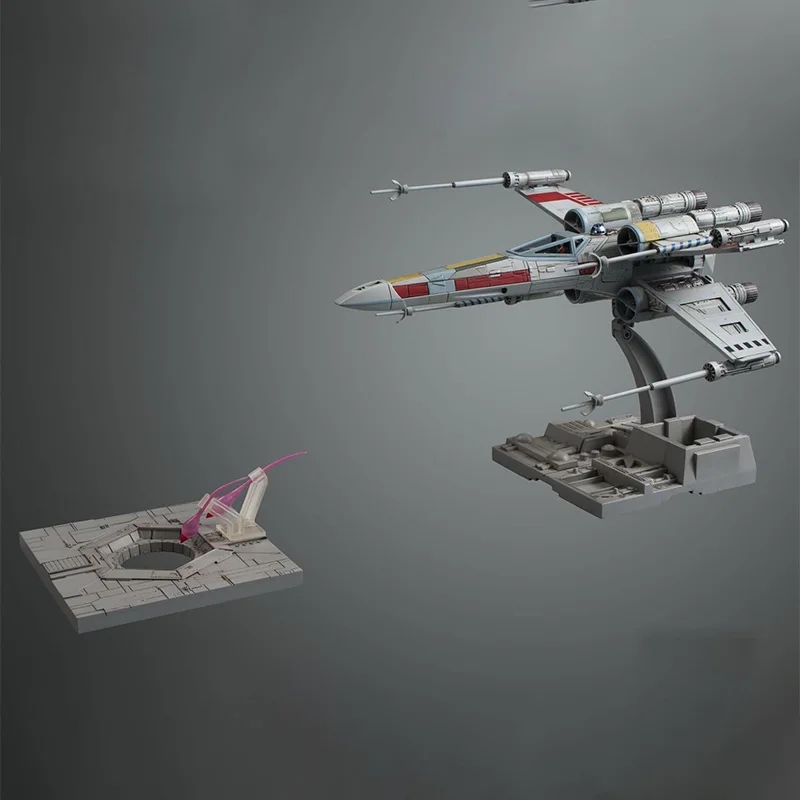 Bandai Star Wars Serie 1/72 X-Wing Fighter Mandalorian Kids Toys for Boys Gifts Montaje Model Toys Girl Baby Toys Birthday Gifts
Bandai Star Wars Serie 1/72 X-Wing Fighter Mandalorian Kids Toys for Boys Gifts Montaje Model Toys Girl Baby Toys Birthday Gifts