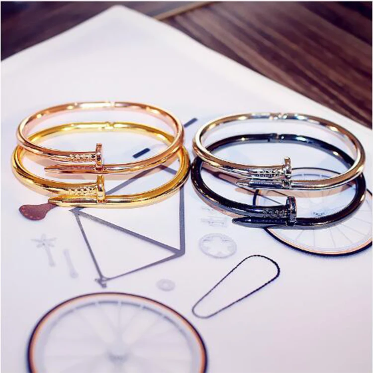 Dropship 2021 Famous Brand Gold Silver Casual Quartz Watch Women Mesh Stainless Steel Dress Women Watches Relogio Feminino Clock
Dropship 2021 Famous Brand Gold Silver Casual Quartz Watch Women Mesh Stainless Steel Dress Women Watches Relogio Feminino Clock