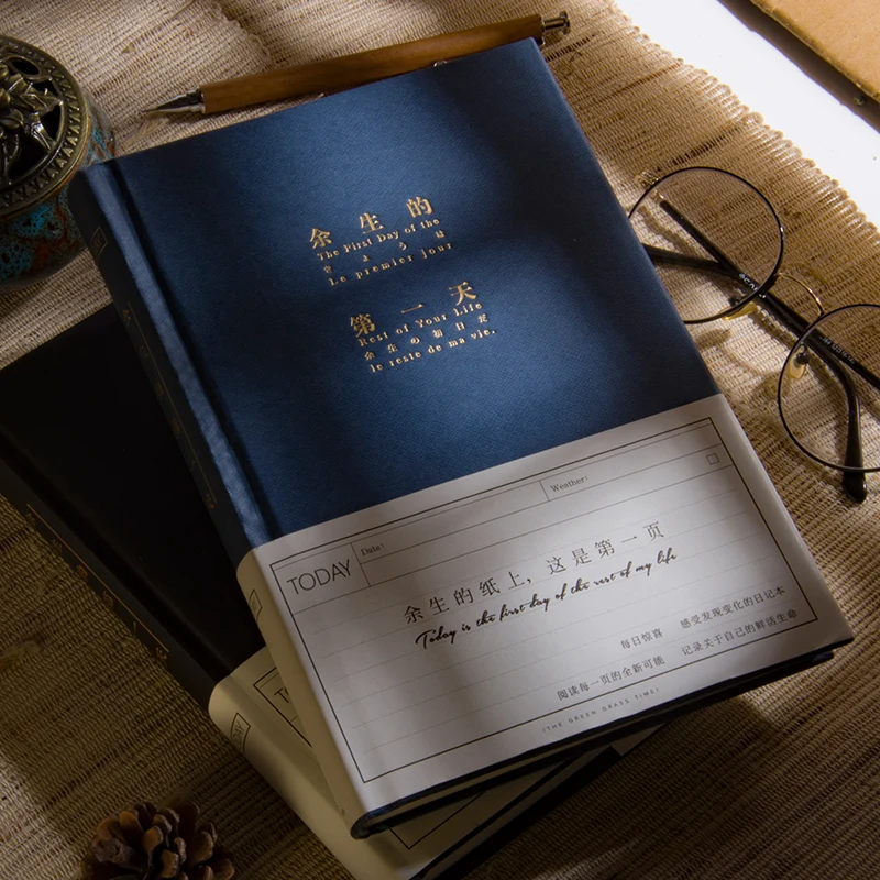A5 256pages First Day Notebook Retro Exquisite Romantic Lyric Ledger Literary Youth Diary Simple Thickened Excerpt Notebook
A5 256pages First Day Notebook Retro Exquisite Romantic Lyric Ledger Literary Youth Diary Simple Thickened Excerpt Notebook