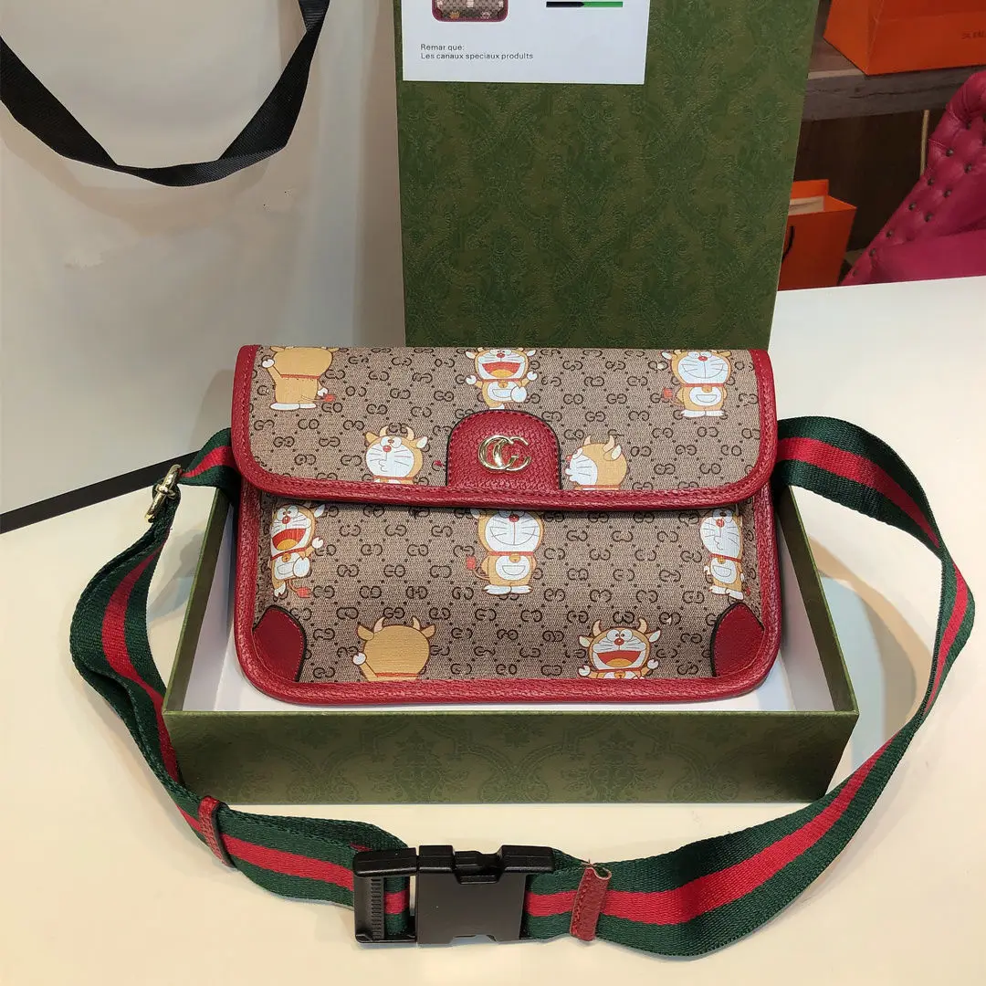 Doraemon Fashion New 2021 Leather Magnetic Snap Envelope Bag Unisex Crossbody Cartoon Cute Print Waist Bag
Doraemon Fashion New 2021 Leather Magnetic Snap Envelope Bag Unisex Crossbody Cartoon Cute Print Waist Bag
