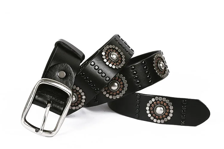 Free Shipping, new fashion,100% Real cow leather buckle belt.genuine leather belts,punk women belt quality sales
Free Shipping, new fashion,100% Real cow leather buckle belt.genuine leather belts,punk women belt quality sales