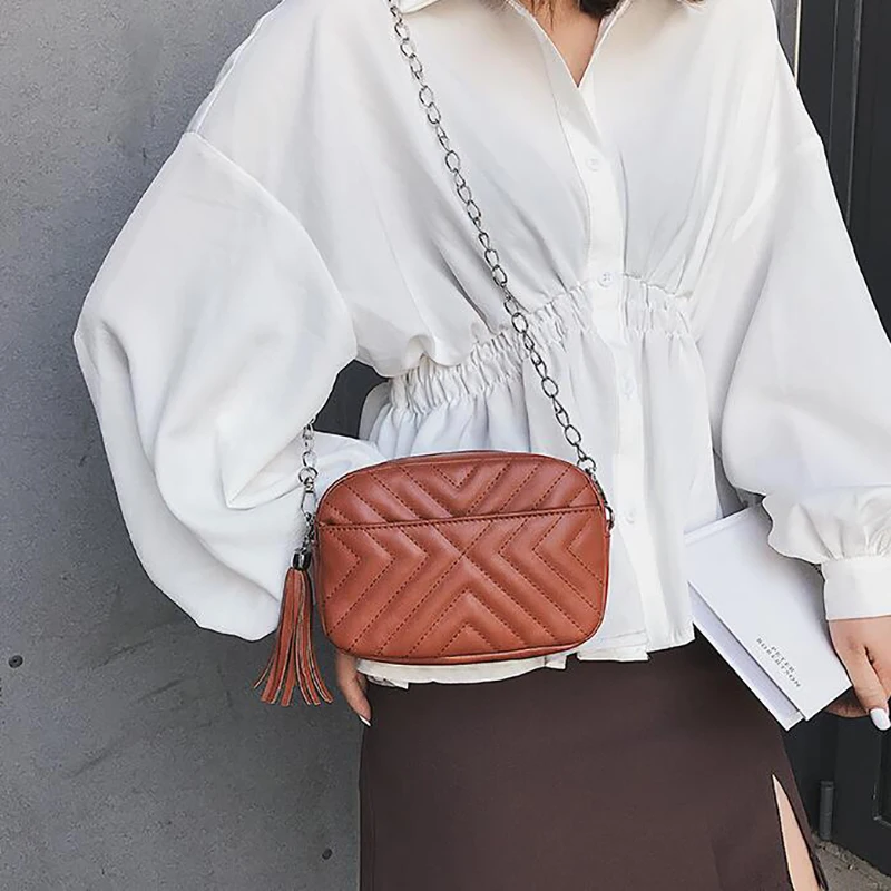 Women Chain Shoulder Bags Fashion Designer Lady Retro Tassel Crossbody Bags Leather Women Messenger Handbags
Women Chain Shoulder Bags Fashion Designer Lady Retro Tassel Crossbody Bags Leather Women Messenger Handbags