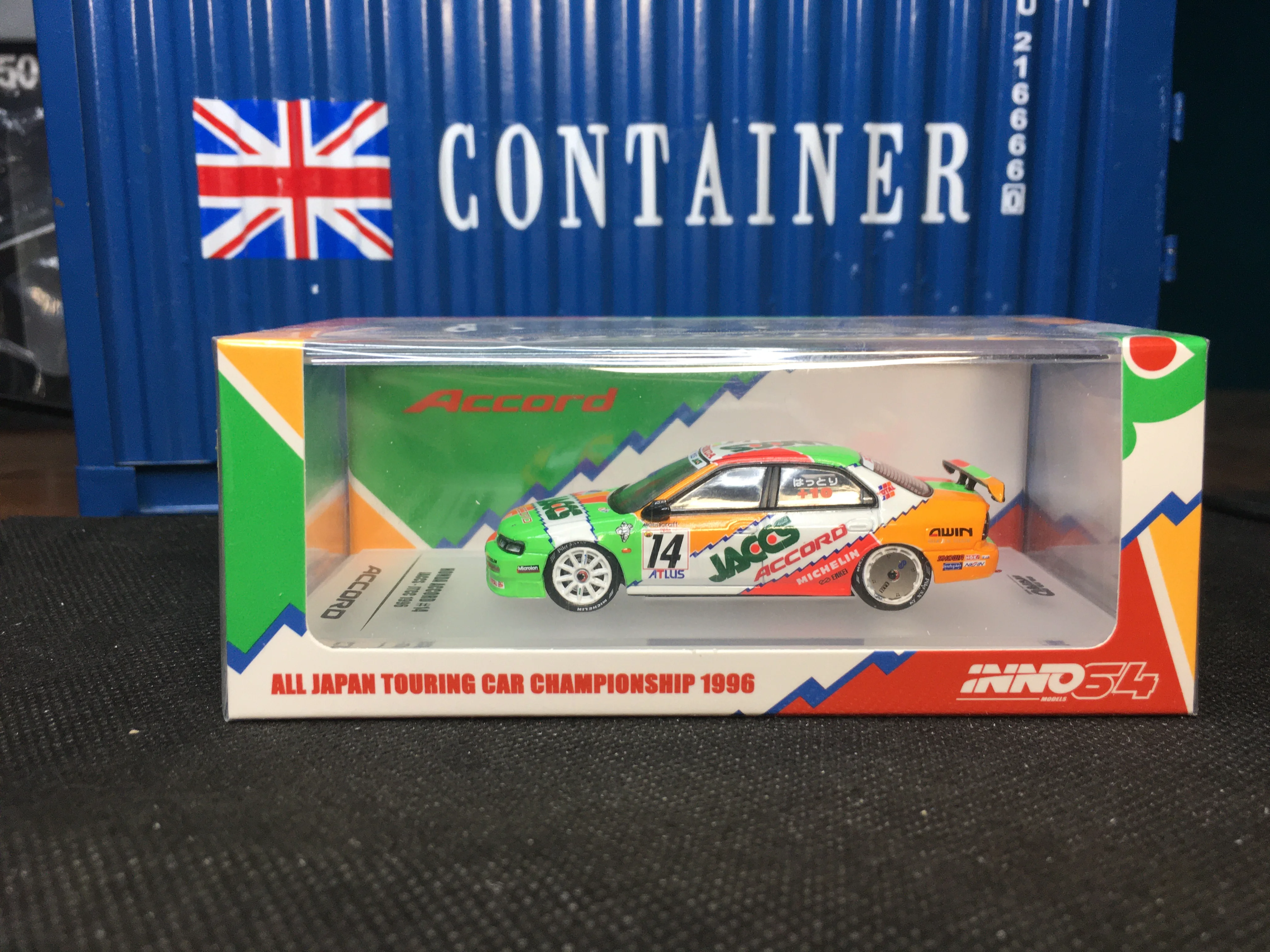 INNO 1/64 HONDA ACCORD #14 JACCS JTCC 1996 DieCast Model Car Collection Limited 
INNO 1/64 HONDA ACCORD #14 JACCS JTCC 1996 DieCast Model Car Collection Limited