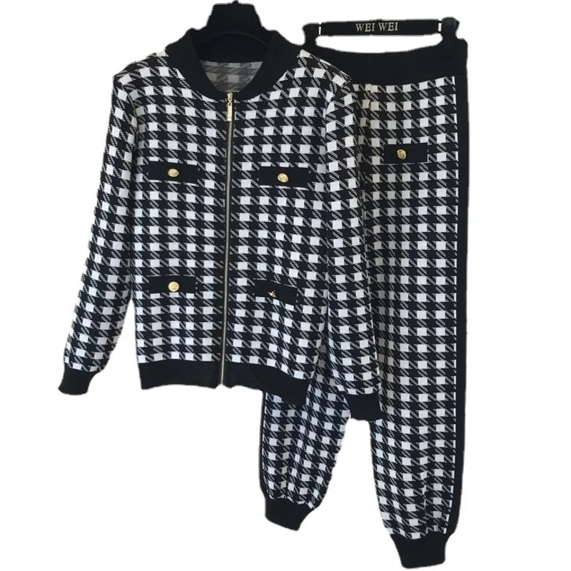 2 Piece Sets African Sets For Women 2021 Long Sleeve African Elastic Bazin Baggy Pants Rock Style Dashiki Famous Suit Lady
2 Piece Sets African Sets For Women 2021 Long Sleeve African Elastic Bazin Baggy Pants Rock Style Dashiki Famous Suit Lady