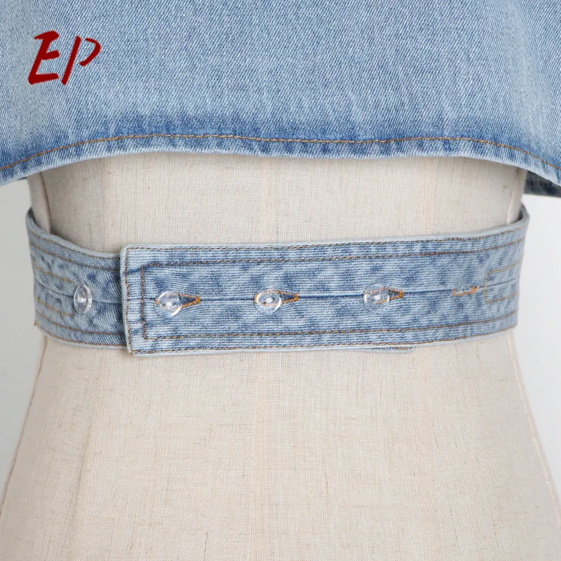 EP2021 White Shirt Cross Hollow Out Denim Jacket For Women Lapel Sleeveless Casual Short Tops Female Fashion New Clothes
EP2021 White Shirt Cross Hollow Out Denim Jacket For Women Lapel Sleeveless Casual Short Tops Female Fashion New Clothes