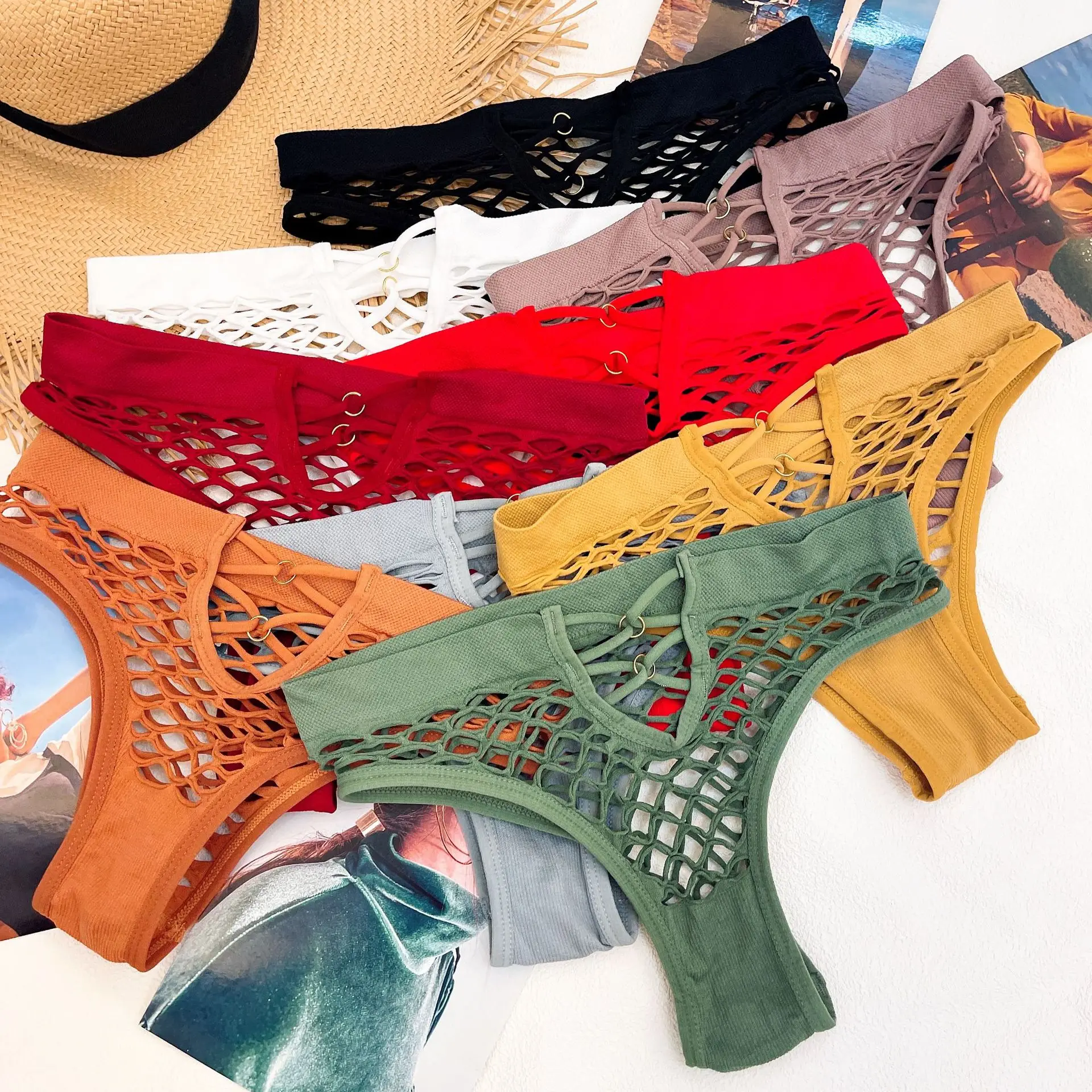 New Women's Underwear Sexy Lace Panties Fashion Hollow Out Comfort Briefs Plus Size Mid Waist Seamless G-String Female Lingerie
New Women's Underwear Sexy Lace Panties Fashion Hollow Out Comfort Briefs Plus Size Mid Waist Seamless G-String Female Lingerie