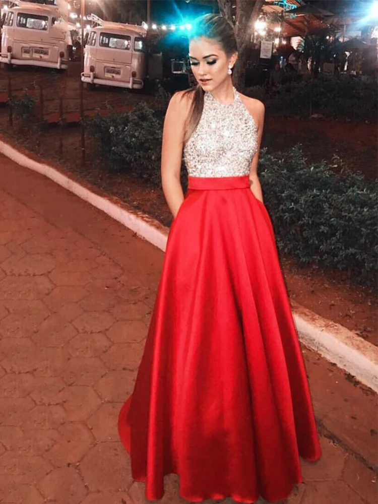 Spring and summer fashion women's hanging neck, sequins stitching, A-line skirt, one-piece skirt woman
Spring and summer fashion women's hanging neck, sequins stitching, A-line skirt, one-piece skirt woman