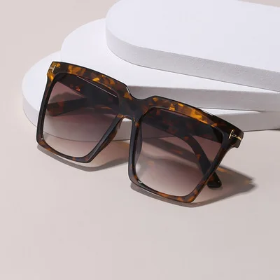2021 new box sunglasses TF retro online celebrity sunglasses female tide
