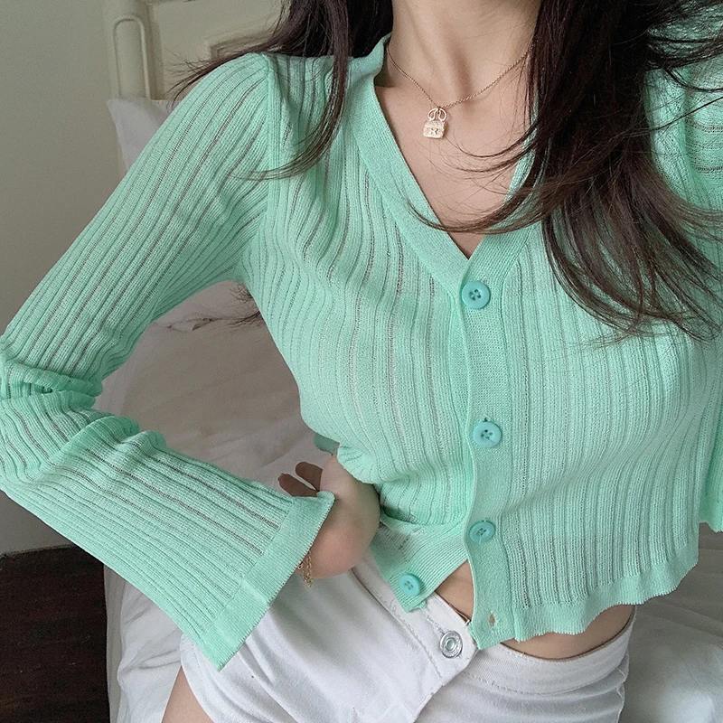 Women's Knitted Cardigan Candy Color V-neck Button Thin Short Long Sleeve Sunscreen Top Wholesale 2021 New Female Clothing
Women's Knitted Cardigan Candy Color V-neck Button Thin Short Long Sleeve Sunscreen Top Wholesale 2021 New Female Clothing