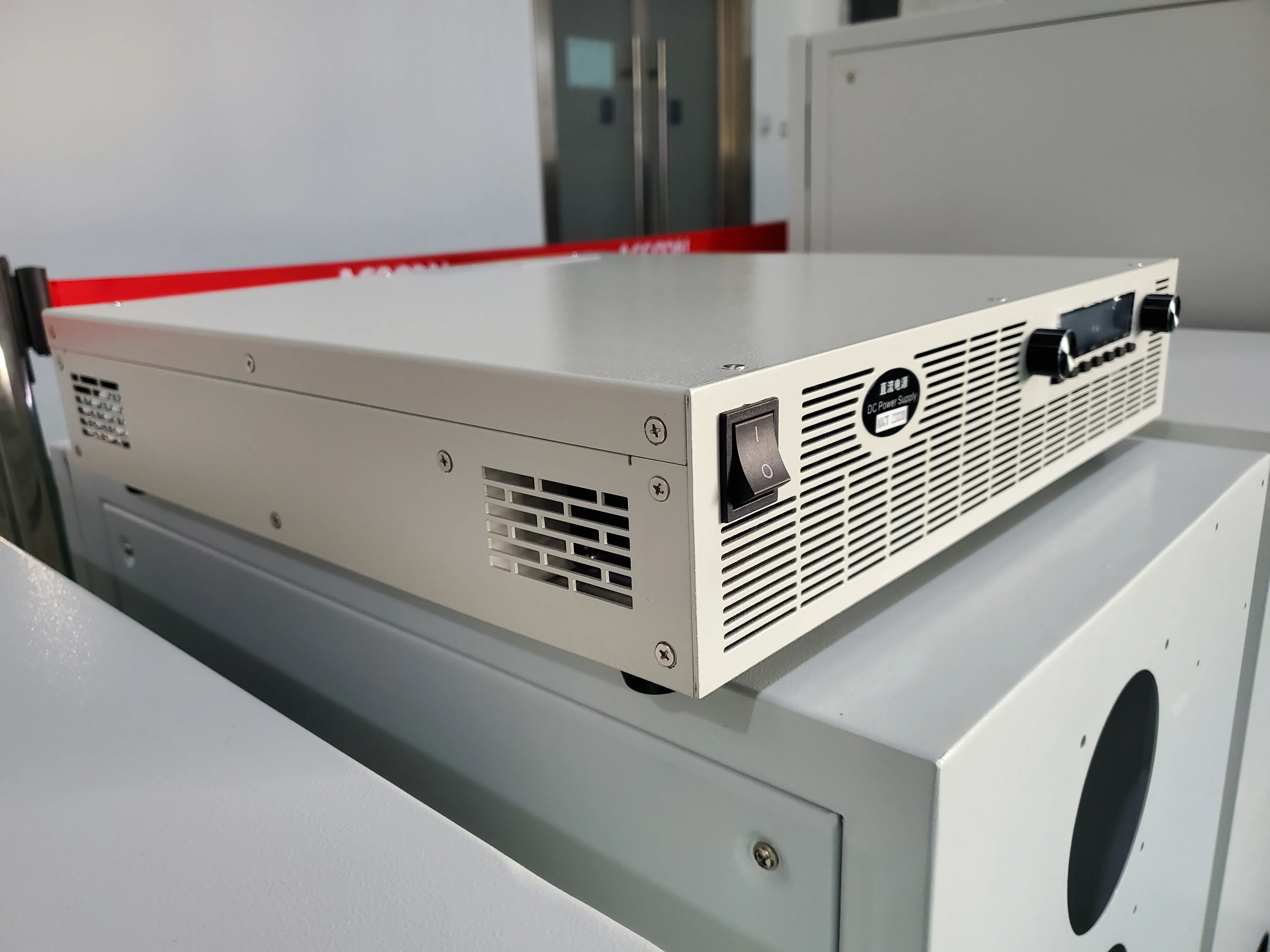 ADC 20A variable 3 phase laboratory test adjustable dc 1200w power supply 60v
ADC 20A variable 3 phase laboratory test adjustable dc 1200w power supply 60v