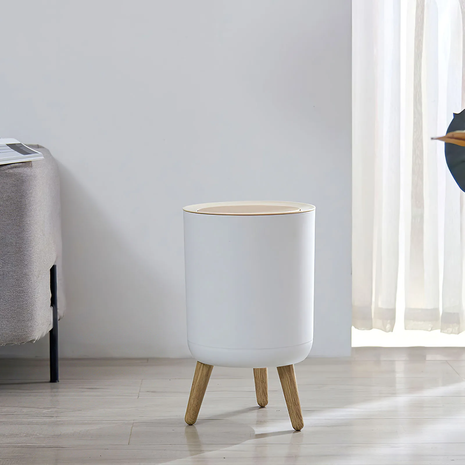 Мусорная корзина, мусорная корзина для дома, комнаты, 7 л, мусорная корзина из белого пластика с круглой крышкой под дерево, высокие ножки, ко...
Мусорная корзина, мусорная корзина для дома, комнаты, 7 л, мусорная корзина из белого пластика с круглой крышкой под дерево, высокие ножки, ко...