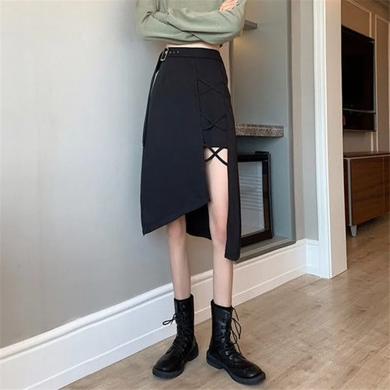 Black Goth Y2k Skirt Women Elegant Split Mini Skirt Female Casual Fashion Harajuku High Street Korean Skirts Women 2021 New
Black Goth Y2k Skirt Women Elegant Split Mini Skirt Female Casual Fashion Harajuku High Street Korean Skirts Women 2021 New