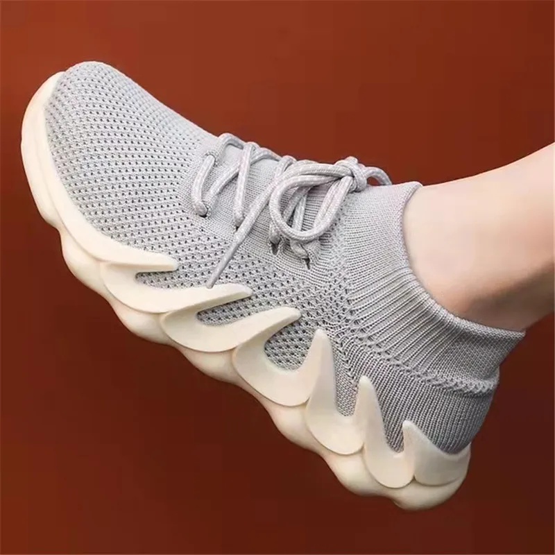 Кроссовки Детские легкие для бега, дышащая сетчатая спортивная обувь для мальчиков и девочек, модные летние
Кроссовки Детские легкие для бега, дышащая сетчатая спортивная обувь для мальчиков и девочек, модные летние