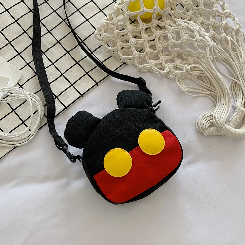 New2021 Disney mickey mouse Canvas messenger shoulder bag cartoon coin bag hand bags for women mochilas para mujer
New2021 Disney mickey mouse Canvas messenger shoulder bag cartoon coin bag hand bags for women mochilas para mujer