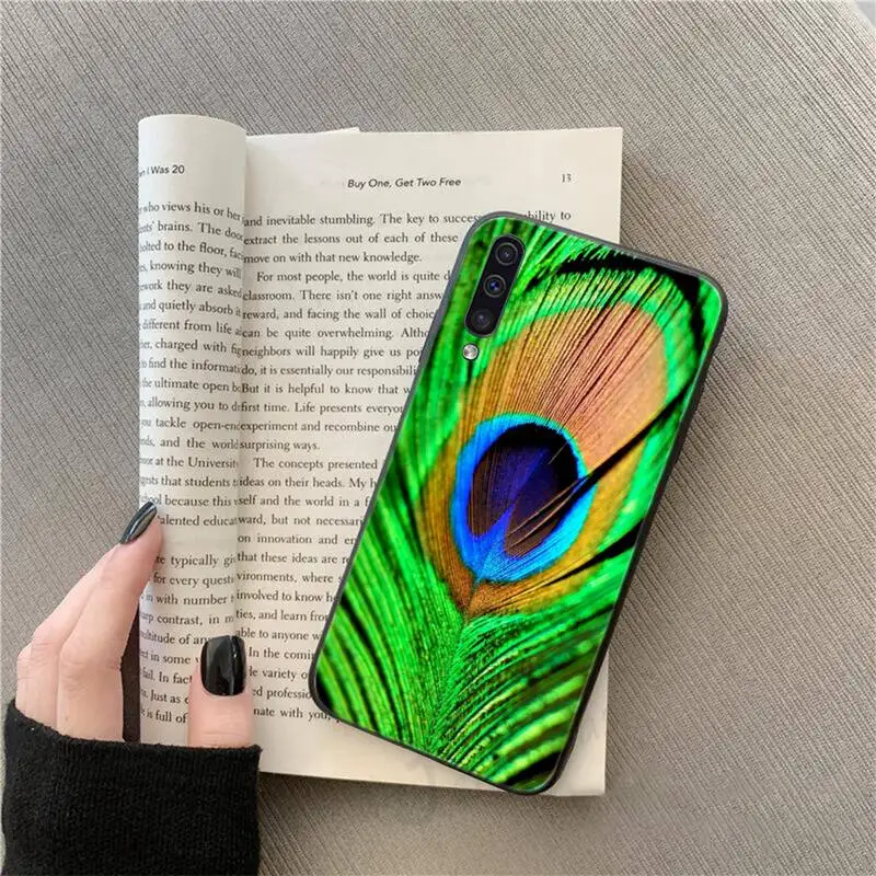 blue green peacock feathers Phone Case For Samsung galaxy S 9 10 20 A 10 21 30 31 40 50 51 71 s note 20 j 4 2018 plus 
blue green peacock feathers Phone Case For Samsung galaxy S 9 10 20 A 10 21 30 31 40 50 51 71 s note 20 j 4 2018 plus
