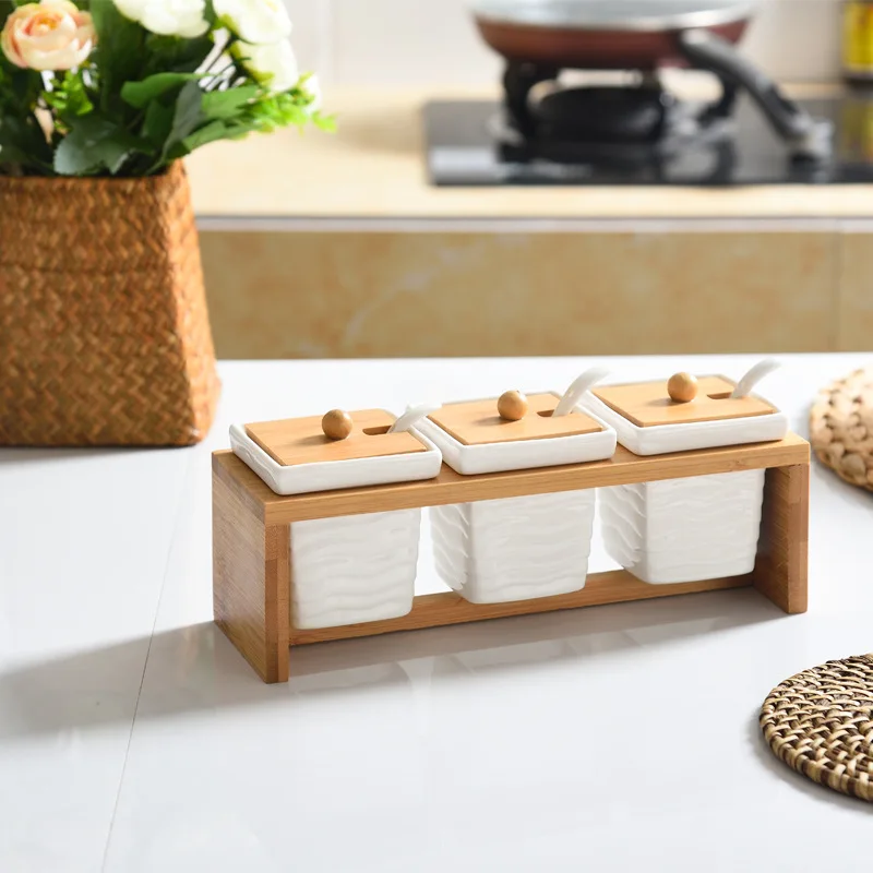 Kitchenware Seasoning jar European-style simple kitchenware ceramic seasoning box three-piece set Seasoning jar
Kitchenware Seasoning jar European-style simple kitchenware ceramic seasoning box three-piece set Seasoning jar