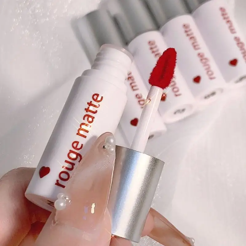 Cosmetic Velvet Mini Lip Glaze Oil Long Lasting Matte Air Lip Gloss Tint Sexy Red Shiny Liquid Lipsticks Makeup Tool 1 Pieces
Cosmetic Velvet Mini Lip Glaze Oil Long Lasting Matte Air Lip Gloss Tint Sexy Red Shiny Liquid Lipsticks Makeup Tool 1 Pieces