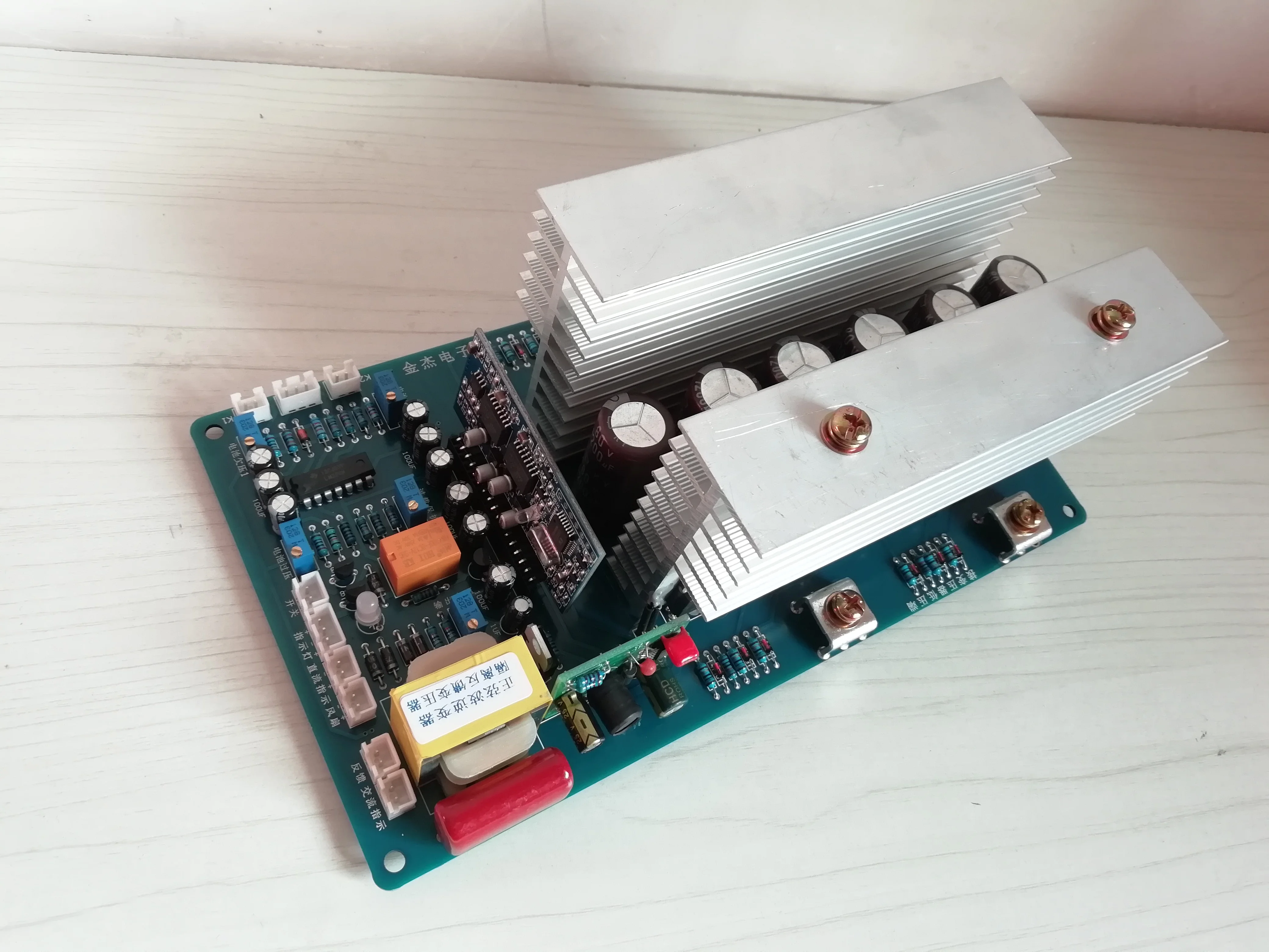 Плата PCB инвертора синусоидальной волны высокой мощности, печатная плата, 12 В, 1500 Вт, 24 В, 3000 Вт, 36 В, 4000 Вт, 48 В, 5500вт, 60 в, 6500вт, 72 в, Вт
Плата PCB инвертора синусоидальной волны высокой мощности, печатная плата, 12 В, 1500 Вт, 24 В, 3000 Вт, 36 В, 4000 Вт, 48 В, 5500вт, 60 в, 6500вт, 72 в, Вт