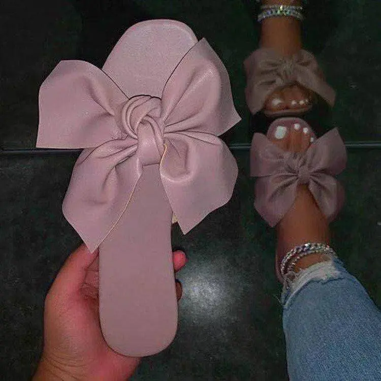 Big Size Flat Shoes Female Butterfly-Knot Candy Colors Summer Clogs Woman Low Slippers Casual Pantofle Slides Beach Luxury 2021
Big Size Flat Shoes Female Butterfly-Knot Candy Colors Summer Clogs Woman Low Slippers Casual Pantofle Slides Beach Luxury 2021