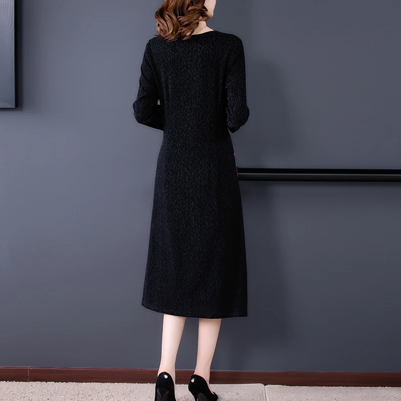 Spring Red Floral Embroidery High Quality Dress 2021 Black Vintage Casual 4XL Plus Size Midi Dress Women Elegant Party Vestidos
Spring Red Floral Embroidery High Quality Dress 2021 Black Vintage Casual 4XL Plus Size Midi Dress Women Elegant Party Vestidos