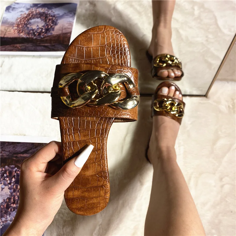 Summer Fashion Women Slip-On Leather Open Toe Gold Chain Square Heels Breathable Slippers Sandals Outdoor Slides Beach Shoes
Summer Fashion Women Slip-On Leather Open Toe Gold Chain Square Heels Breathable Slippers Sandals Outdoor Slides Beach Shoes