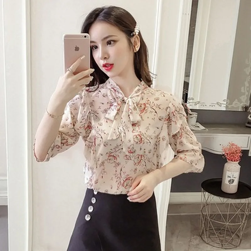Partes superiores das mulheres e blusas plus size mulheres chiffon blusa gola malha costura lanterna mangas floral
Partes superiores das mulheres e blusas plus size mulheres chiffon blusa gola malha costura lanterna mangas floral