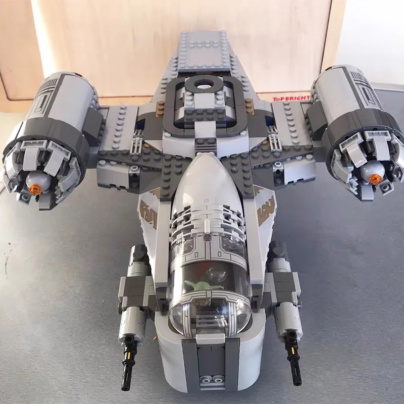 Модель Ucs Razor Crest от Papaglop, совместимая со звёздными игрушками и войнами 75292, строительные блоки, кирпичи, детские игрушки, подарки
Модель Ucs Razor Crest от Papaglop, совместимая со звёздными игрушками и войнами 75292, строительные блоки, кирпичи, детские игрушки, подарки
