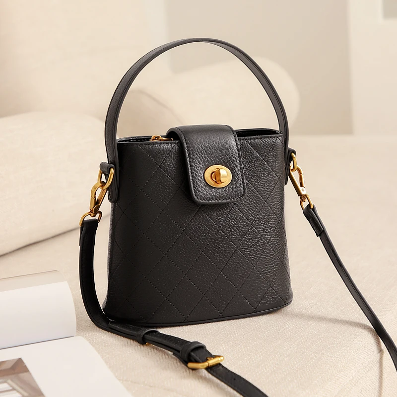 WOONAM Women Fashion 2021 New Spring Bag Top Hide Genuine Calf Leather Stich Top Handle Small Crossbody Leisure Handbag WB0227
WOONAM Women Fashion 2021 New Spring Bag Top Hide Genuine Calf Leather Stich Top Handle Small Crossbody Leisure Handbag WB0227