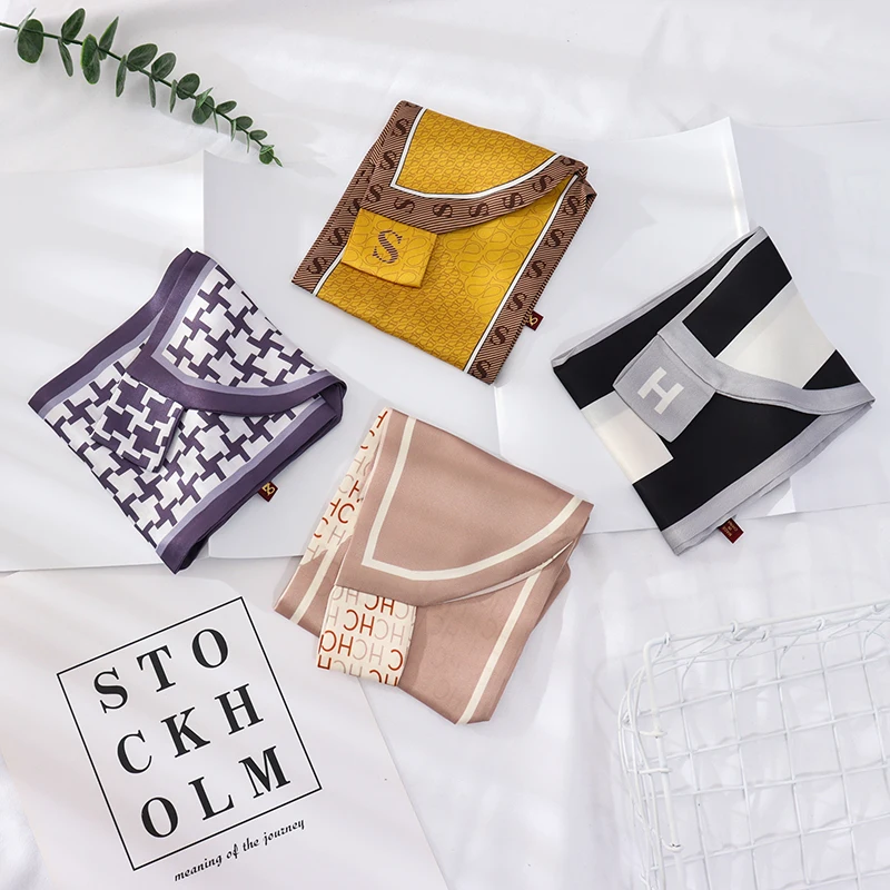 2021 New Summer 77*13 Lazy Letter Small Scarf Autumn Decoration Small Scarf Square Simple Ears 100 Changes Tied Bag Ribbon
2021 New Summer 77*13 Lazy Letter Small Scarf Autumn Decoration Small Scarf Square Simple Ears 100 Changes Tied Bag Ribbon